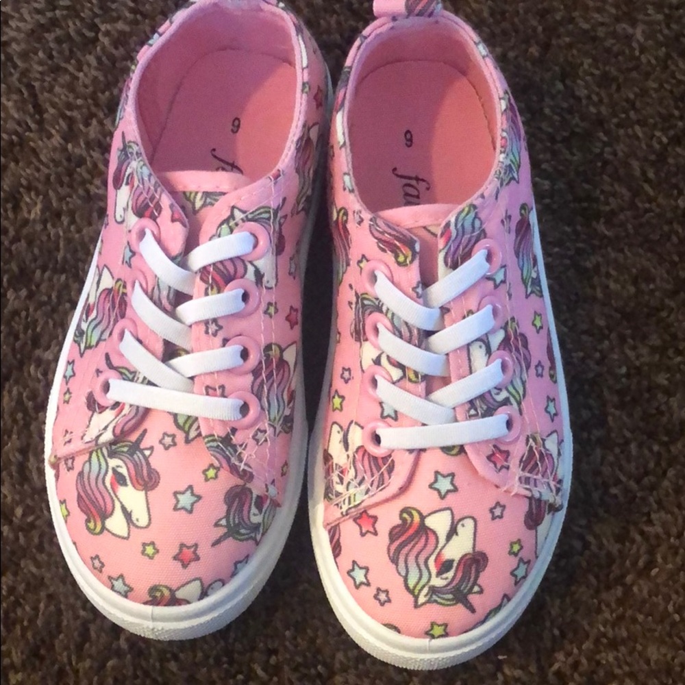 Fab Kids size 9 unicorn shoes - BRAND NEW!